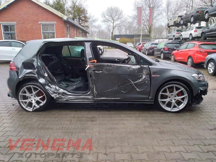 Volkswagen Golf VII 2.0 GTI 16V Performance Package Sloopvoertuig (2017, Donker, Zilvergrijs)