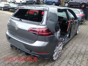 Volkswagen Golf VII 2.0 GTI 16V Performance Package Sloopvoertuig (2017, Donker, Zilvergrijs)