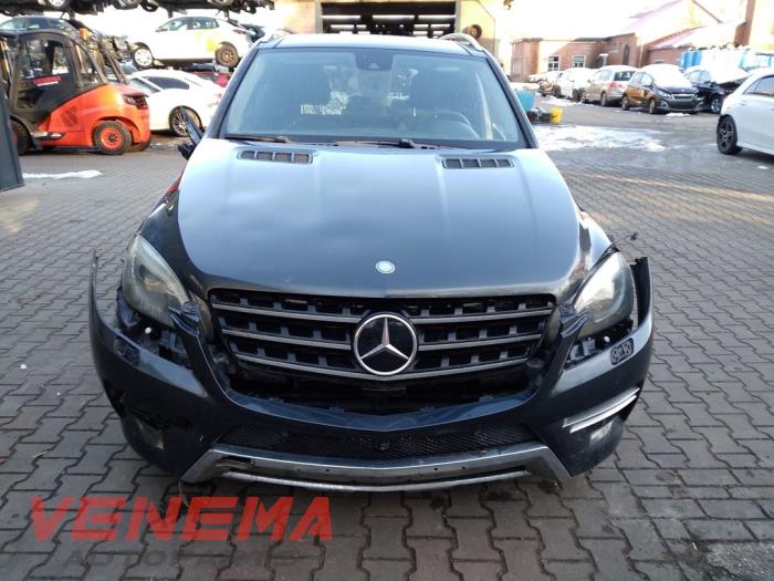 Mercedes ML III 3.0 ML-350 BlueTEC V6 24V 4-Matic Sloopvoertuig (2015, Grijs)
