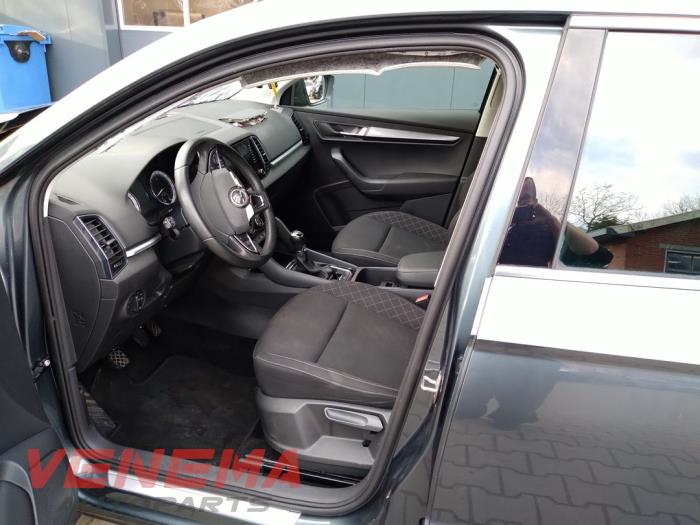 Skoda Karoq 1.0 TSI 12V Sloopvoertuig (2020, Grijs)