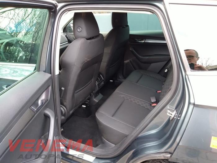 Skoda Karoq 1.0 TSI 12V Sloopvoertuig (2020, Grijs)