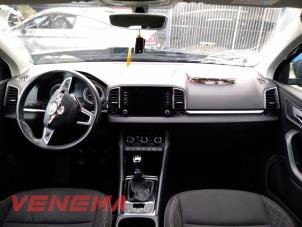 Skoda Karoq 1.0 TSI 12V Sloopvoertuig (2020, Grijs)