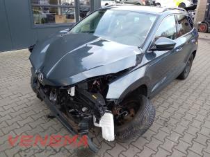 Skoda Karoq 1.0 TSI 12V Sloopvoertuig (2020, Grijs)