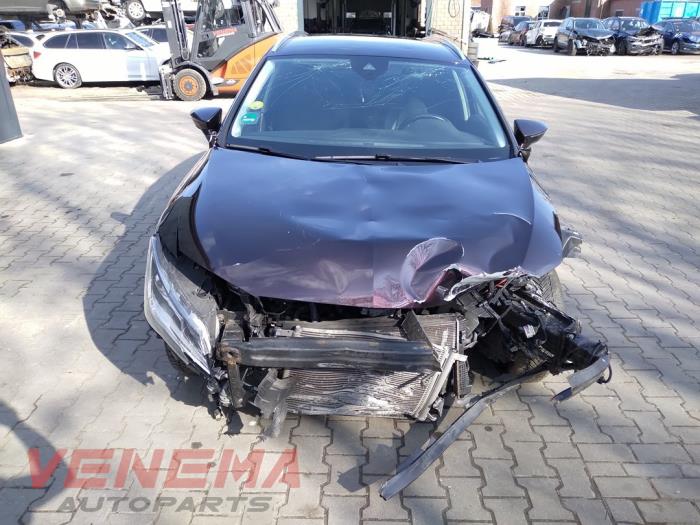 Seat Leon ST 1.6 TDI 16V Sloopvoertuig (2018, Metallic, Paars)