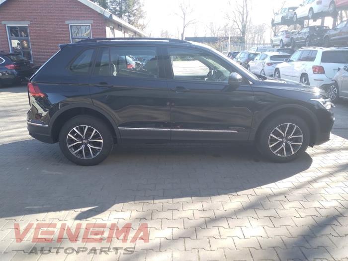 Volkswagen Tiguan 1.5 TSI 16V Evo BlueMotion Technology Sloopvoertuig (2023, Zwart)