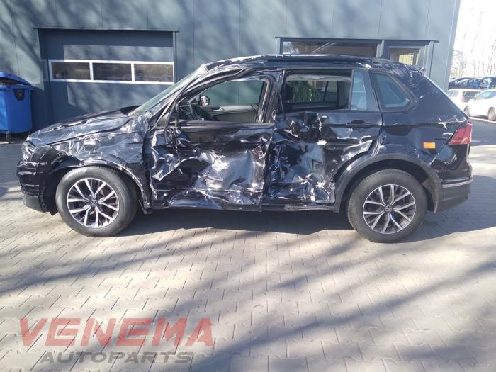 Volkswagen Tiguan 1.5 TSI 16V Evo BlueMotion Technology Sloopvoertuig (2023, Zwart)
