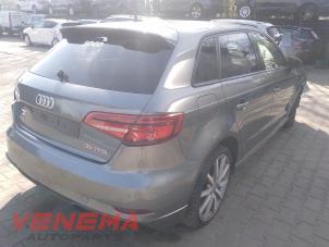 Audi A3 Sportback 1.5 35 TFSI 16V Sloopvoertuig (2019, Metallic, Grijs)