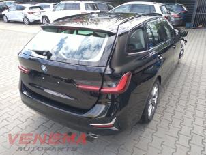 BMW 3 serie Touring 320e xDrive 2.0 TwinPower Turbo 16V Sloopvoertuig (2022, Zwart)