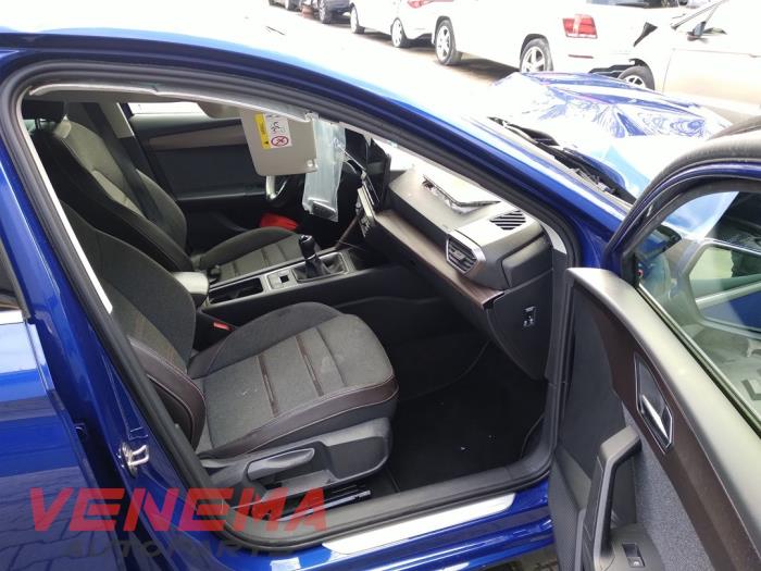 Seat Leon 1.5 TSI 16V Sloopvoertuig (2021, Blauw)