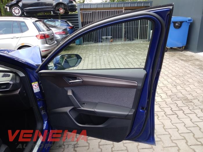 Seat Leon 1.5 TSI 16V Sloopvoertuig (2021, Blauw)