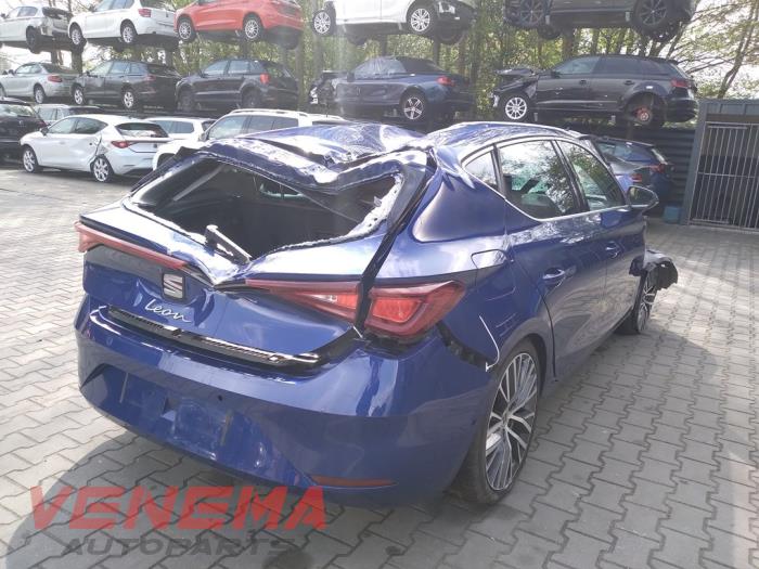 Seat Leon 1.5 TSI 16V Sloopvoertuig (2021, Blauw)