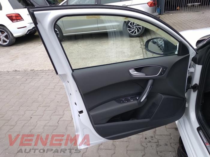 Audi A1 Sportback 1.4 TFSI ACT 16V Sloopvoertuig (2015, Wit)