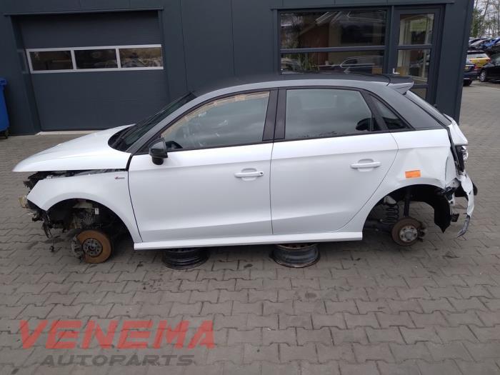 Audi A1 Sportback 1.4 TFSI ACT 16V Sloopvoertuig (2015, Wit)