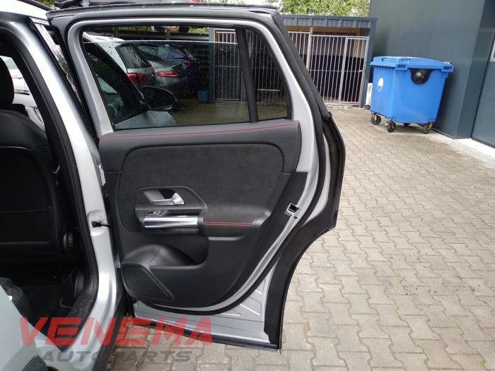 Mercedes GLA 1.3 200 Turbo 16V Sloopvoertuig (2022, Grijs)