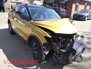 Volkswagen T-Roc I 1.5 TSI 16V Sloopvoertuig (2020, Geel)