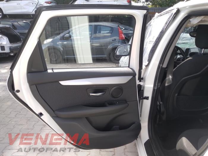 BMW 2 serie Active Tourer 218i 1.5 TwinPower Turbo 12V Sloopvoertuig (2016, Wit)