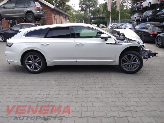 Volkswagen Arteon Shooting Brake 2.0 TSI 16V Sloopvoertuig (2025, Wit)