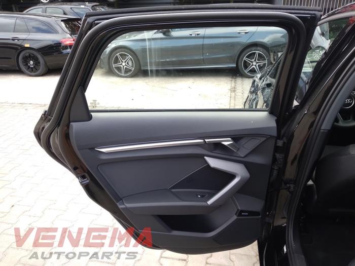 Audi A3 Sportback 2.0 35 TDI 16V Sloopvoertuig (2025, Metallic, Zwart)