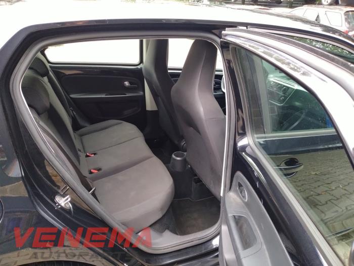 Volkswagen Up! 1.0 12V 75 Sloopvoertuig (2018, Metallic, Zwart)