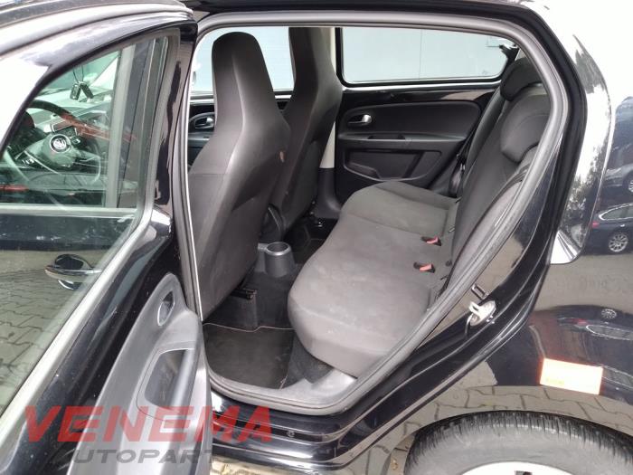 Volkswagen Up! 1.0 12V 75 Sloopvoertuig (2018, Metallic, Zwart)