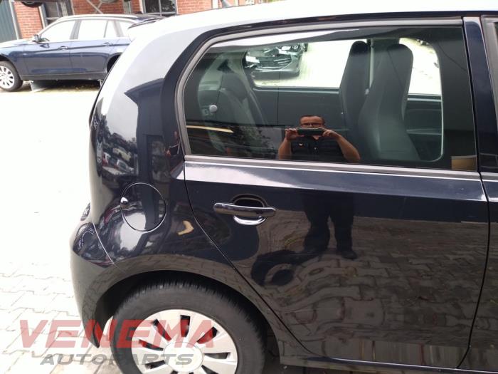 Volkswagen Up! 1.0 12V 75 Sloopvoertuig (2018, Metallic, Zwart)