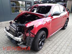 Alfa Romeo Stelvio 2.0 T 16V Q4  (Sloop)
