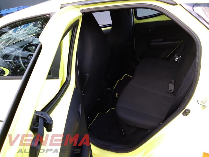 Toyota Aygo 1.0 12V VVT-i Sloopvoertuig (2017, Geel)