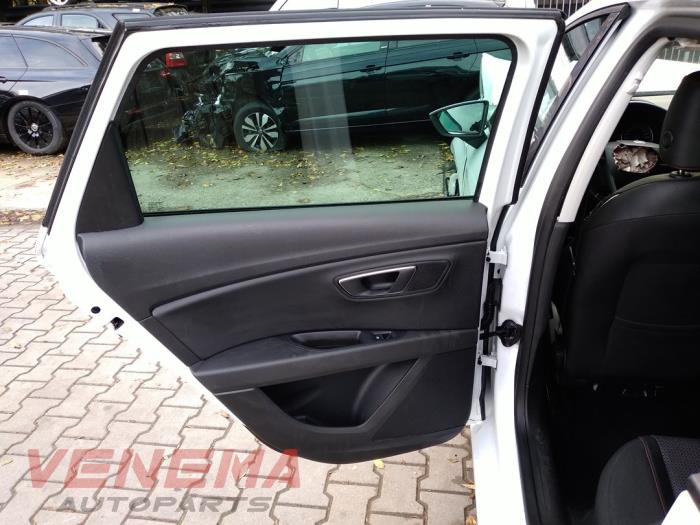 Seat Leon ST 2.0 TDI FR 16V Sloopvoertuig (2017, Wit)