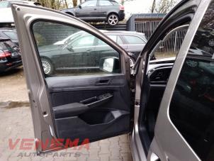Volkswagen Caddy Combi V 2.0 TDI BlueMotionTechnology Sloopvoertuig (2021, Metallic, Beige)