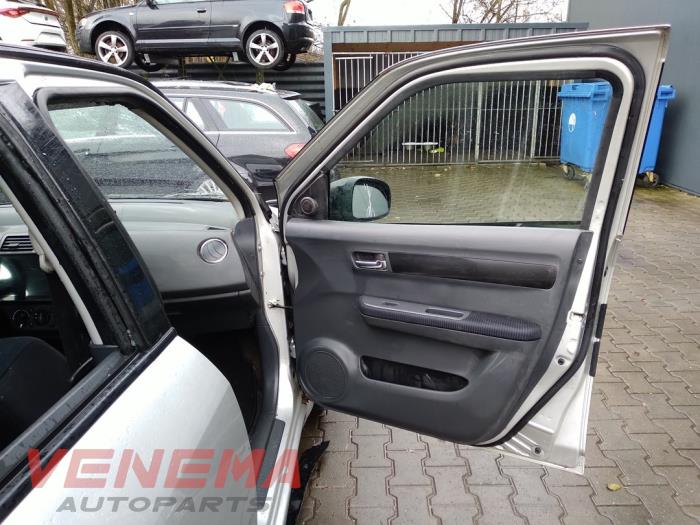 Suzuki Swift 1.3 VVT 16V Sloopvoertuig (2008, Metallic, Zilvergrijs)