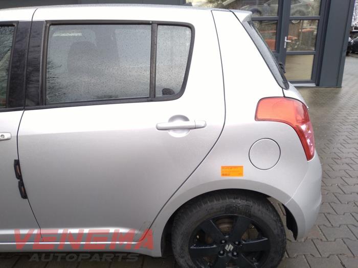 Suzuki Swift 1.3 VVT 16V Sloopvoertuig (2008, Metallic, Zilvergrijs)