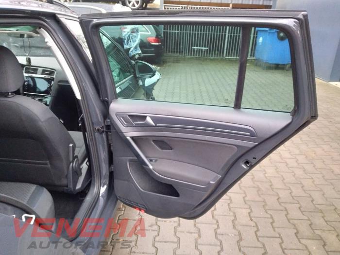 Volkswagen Golf VII Variant 2.0 TDI 16V Sloopvoertuig (2020, Muisgrijs)