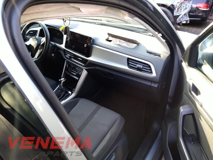 Volkswagen T-Roc I 2.0 TDI 150 16V Sloopvoertuig (2023, Metallic, Grijs)