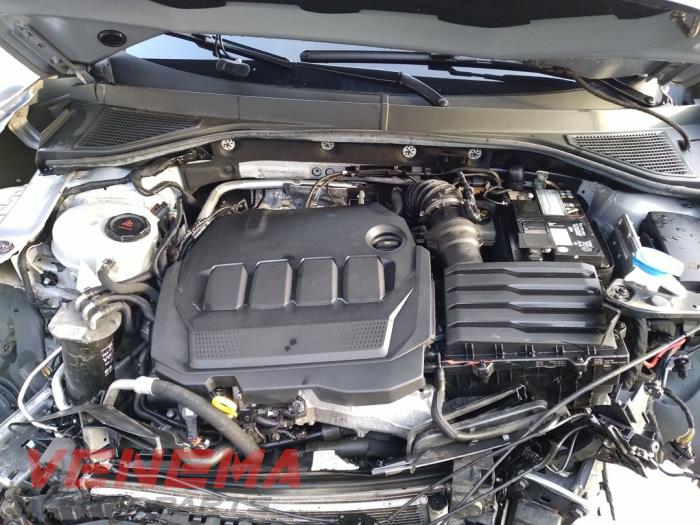 Volkswagen T-Roc I 2.0 TDI 150 16V Sloopvoertuig (2023, Metallic, Grijs)