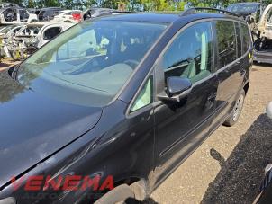 Volkswagen Touran 1.6 TDI 16V Sloopvoertuig (2011, Metallic)