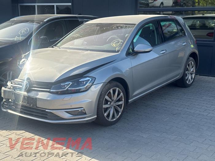 Volkswagen Golf VII 1.5 TSI Evo BMT 16V  (Sloop)
