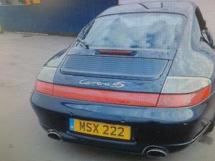 Porsche 911 3.6 Carrera 4 24V Sloopvoertuig (2004, Blauw)
