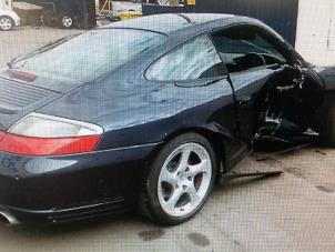 Porsche 911 3.6 Carrera 4 24V Sloopvoertuig (2004, Blauw)