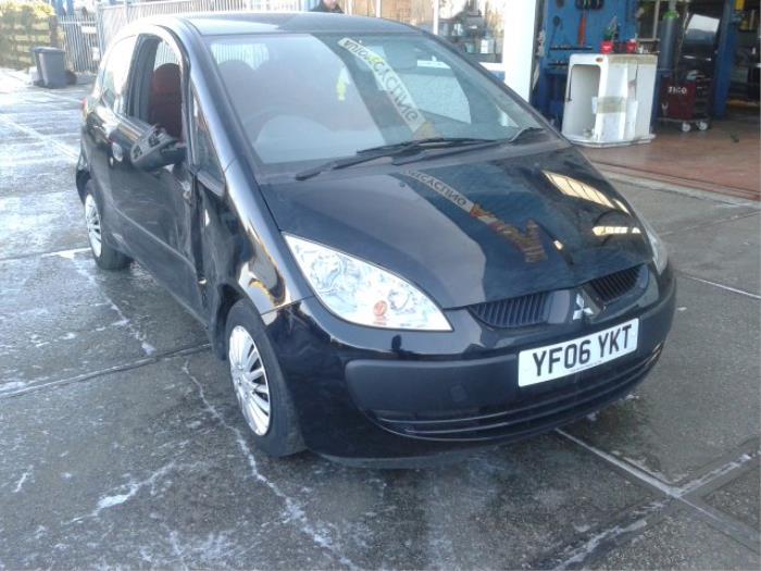 Mitsubishi Colt Sloopvoertuig (2007, Zwart)