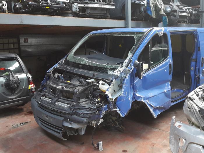 Opel Vivaro Sloopvoertuig (2013, Blauw)