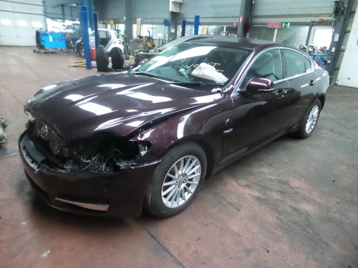 Jaguar XF Sloopvoertuig (2010, Rood)