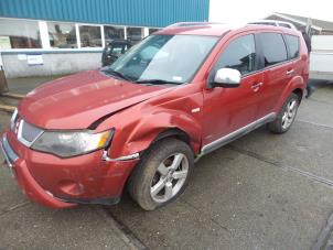 Mitsubishi Outlander Sloopvoertuig (2008, Rood)