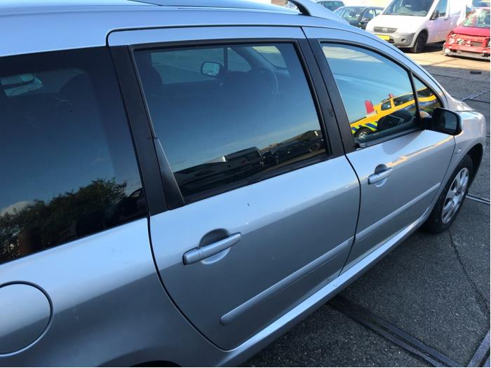 Peugeot 307 SW 1.6 16V Sloopvoertuig (2002, Grijs)