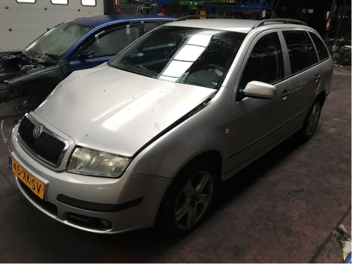 Skoda Fabia 2.0i Sloopvoertuig (2007, Grijs)