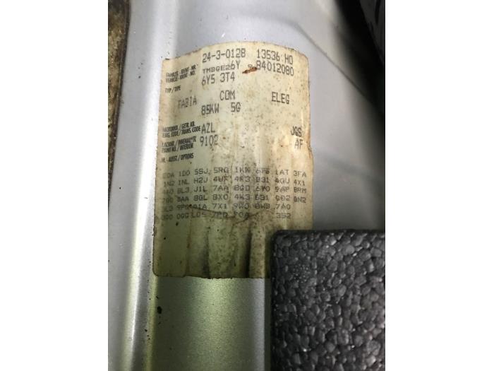 Skoda Fabia 2.0i Sloopvoertuig (2007, Grijs)