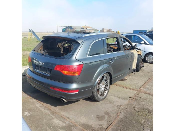 Audi Q7 4.2 TDI V8 32V Sloopvoertuig (2007, Grijs)