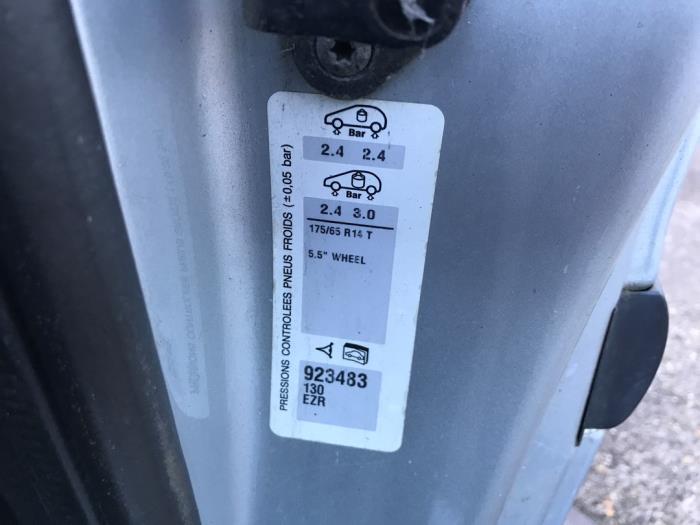 Peugeot 206 1.4 HDi Sloopvoertuig (2002, Grijs)