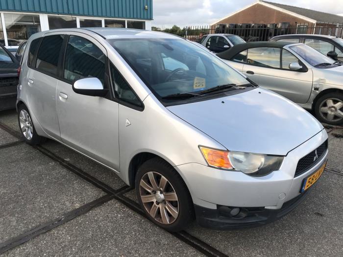 Mitsubishi Colt 1.3 16V Sloopvoertuig (2010, Grijs)