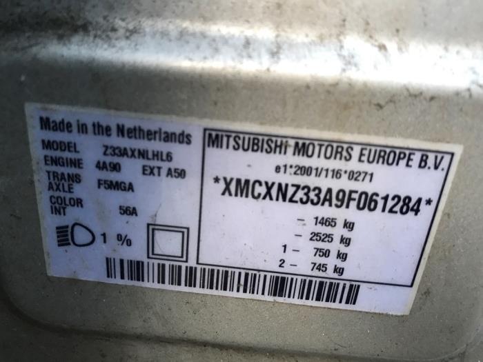 Mitsubishi Colt 1.3 16V Sloopvoertuig (2010, Grijs)