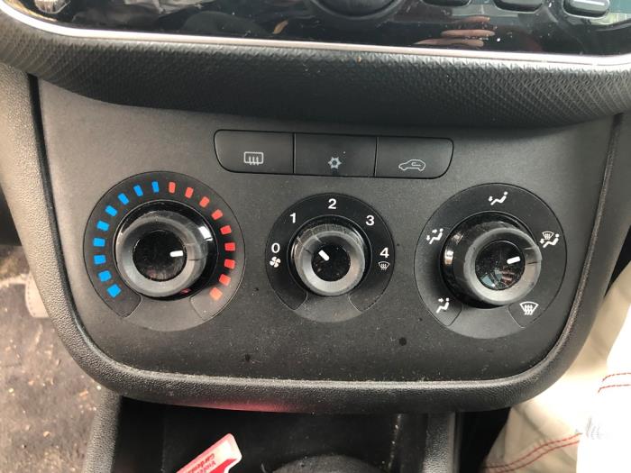 Fiat Punto Evo 1.3 JTD Multijet 85 16V Euro 5 Sloopvoertuig (2012, Zwart)